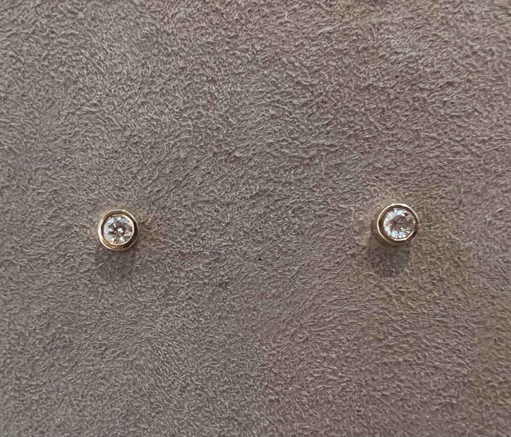 Dainty Bezel Diamond Stud Earrings