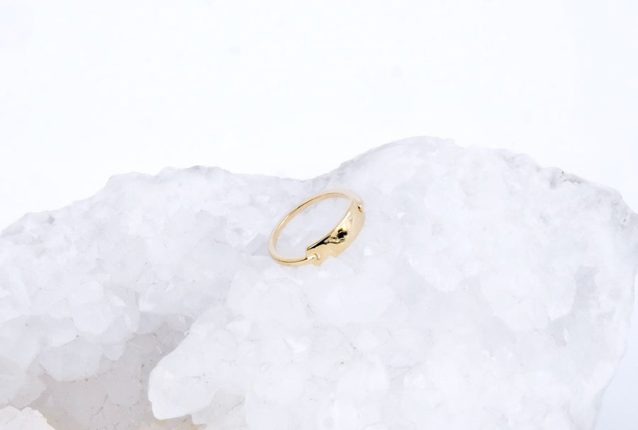 Gold Buckel Ring
